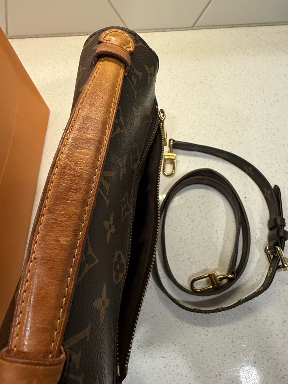Louis Vuitton Brown Monogram Canvas Pochette Metis-Style Crossbody - Picture 5 of 16